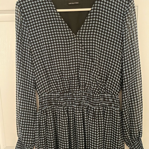 Who What Wear Black and White Bishop Sleeve Dress - Picture 3 of 3